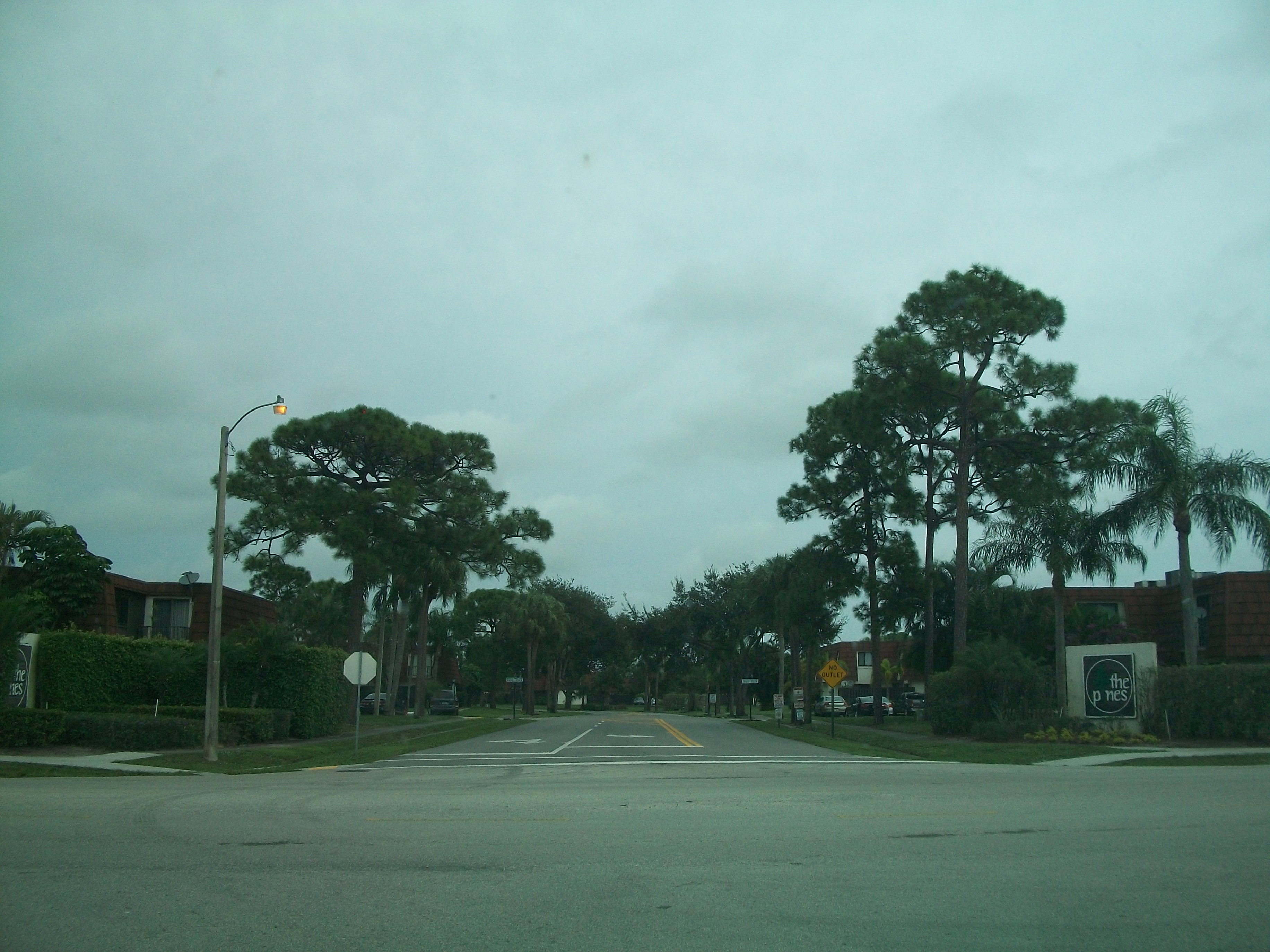 The Pines foreclosures in Greenacres