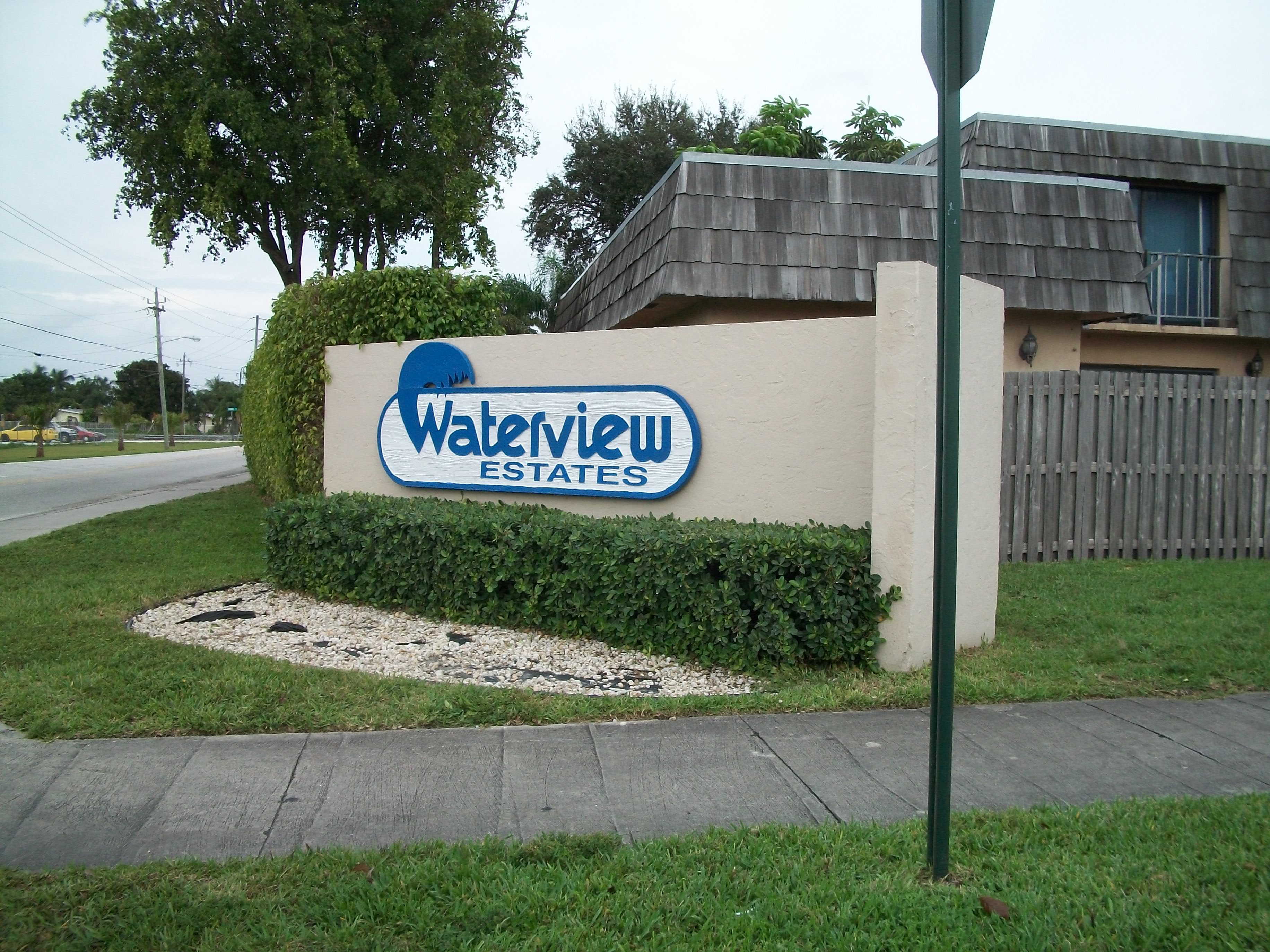 Waterview Estates foreclosures in Palm Beach Gardens